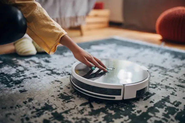 Deze robotstofzuiger leert je agenda kennen – letterlijk